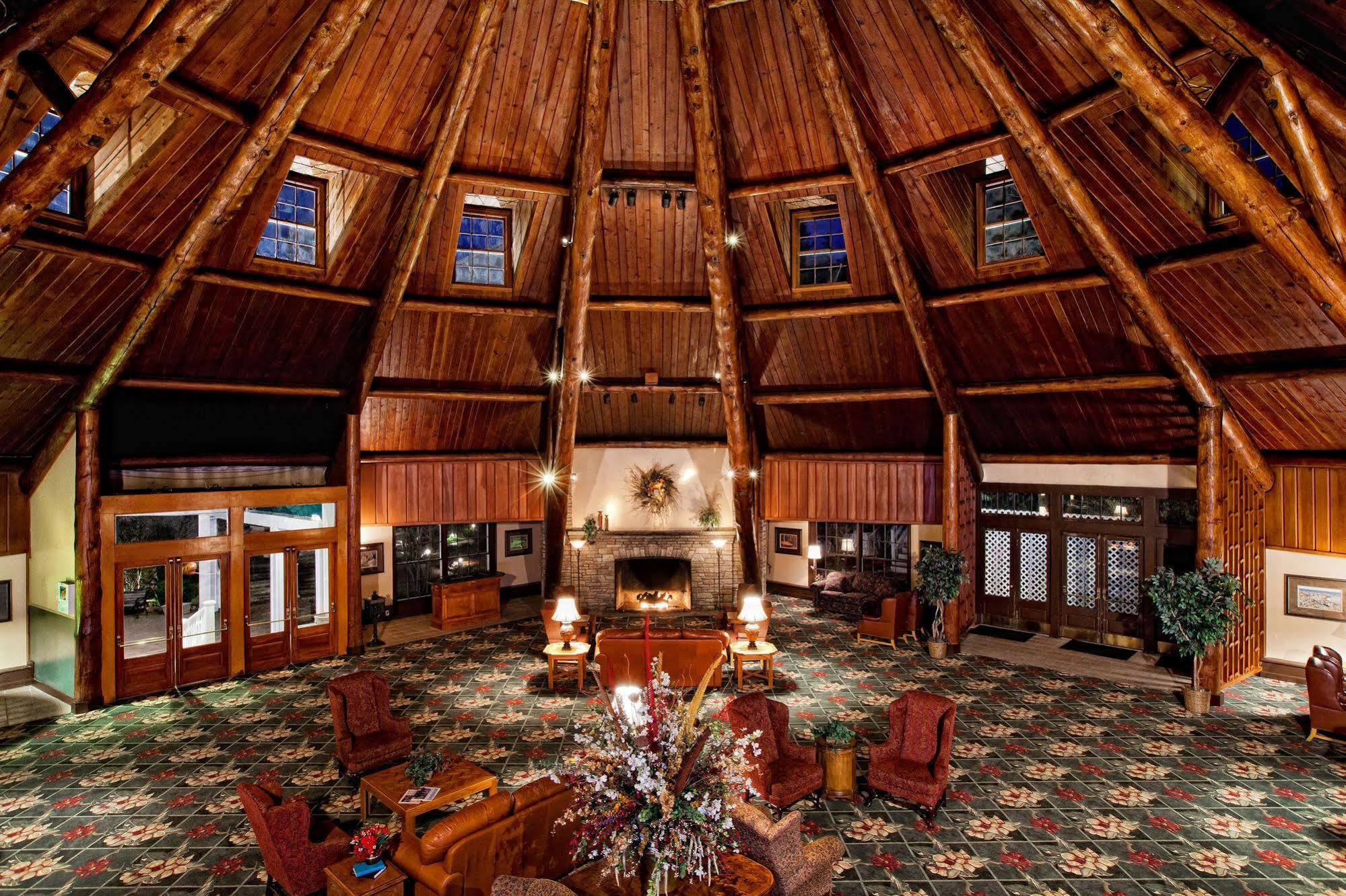 Mission Point Resort Макино Экстерьер фото